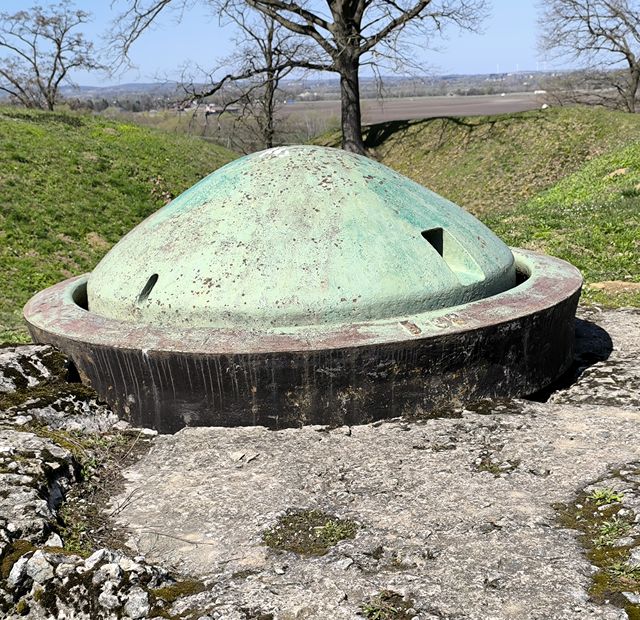 Páncélkupola a XV. Borek erődnél